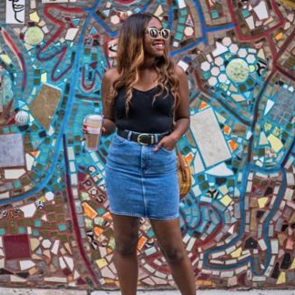 American Apparel High Waisted Denim Skirt Sz XS - Picture 2 of 8